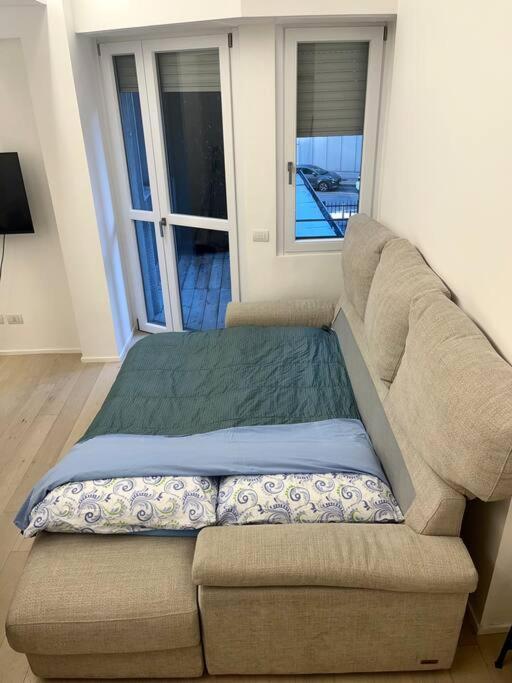 Modern Apartment - Walking Distance To Milan Central Station Ngoại thất bức ảnh